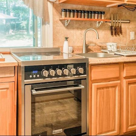 Pocono Cabin With Private Pool At Shawnee Mtn East Stroudsburg Buitenkant foto