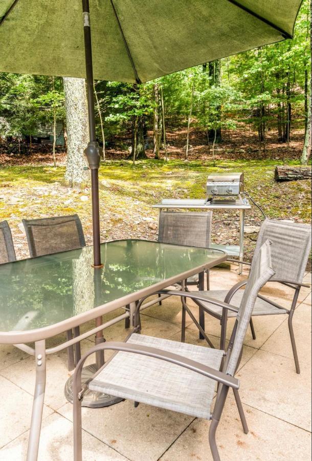 Pocono Cabin With Private Pool At Shawnee Mtn East Stroudsburg Buitenkant foto